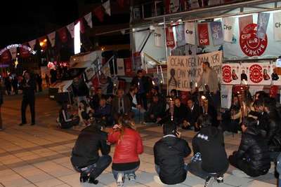 Erzurum'da CHP'liler Soma şehitlerini andı