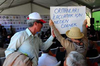 Çanakkaleli hayvanseverden Bakan Eker'e tepki
