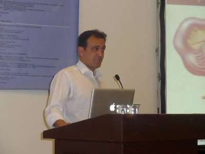 Türk doktor, geliştirdiği rahim ağzı kanseri tedavi yöntemini dünyaya anlatıyor