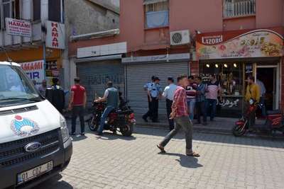 Adana'da Suriyelilerin açtığı ruhsatsız işyerleri mühürlendi