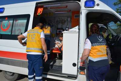 Ambulansta bile topunu elinden bırakmadı