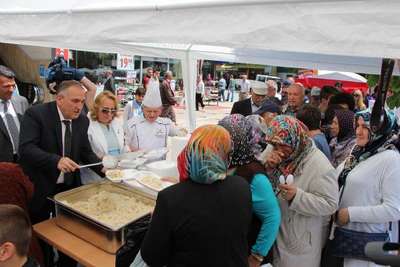 Kandil pilavı kuyruğu