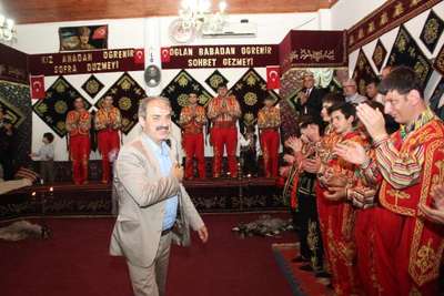 Engelli gençlerden yaran gösterisi
