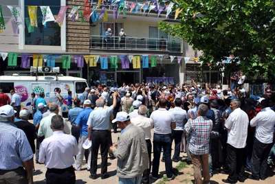 Diyarbakır Büyükşehir Belediye Başkanı Kışanak Aydın'da seçim çalışmasına katıldı