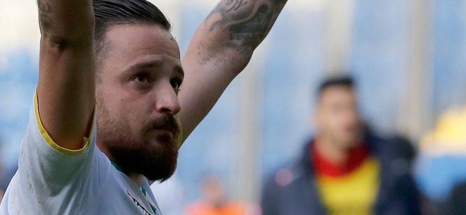 Deniz Naki ömür boyu futboldan men edildi