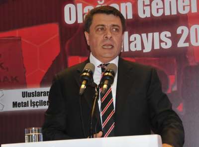 Kavlak, eylemci otomotiv işçilerine seslendi: Artık bitirin