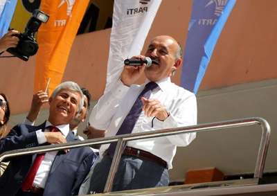 Bakan Müezzinoğlu: Kendileri kuş beyinli