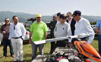 Kartepe'de model uçak şenliği