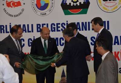 Bakan Işık: Dağlarda silah sesi değil, fabrikalardaki çark seslerini duymak istiyoruz
