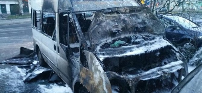 Almanya'da DİTİB'e ait bir araç yandı