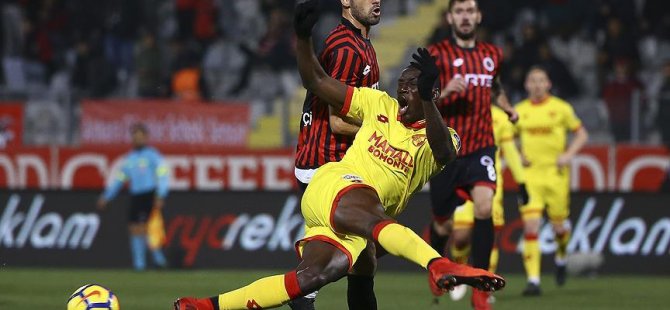 Gözgöz zirve yolunda yara aldı