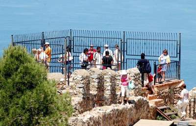 Rus turist tarihe harcamayı kıstı
