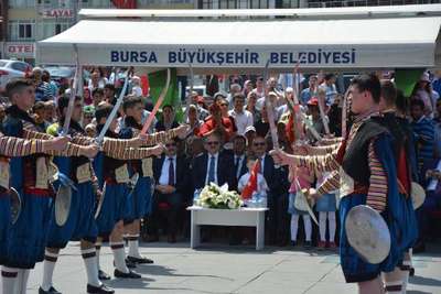 Müezzinoğlu: Atatürk'ü anmanın yanı sıra anlamaya da ihtiyaç var
