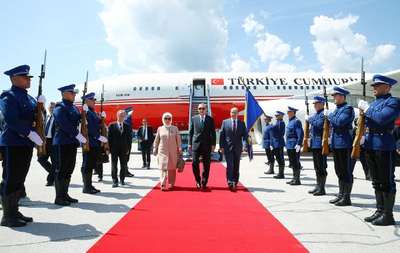 Cumhurbaşkanı Erdoğan Bosna-Hersek’te resmi törenle karşılandı