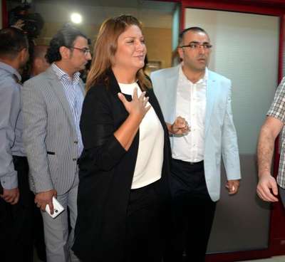 Sibel Can, yaşam savaşı veren Mutlu Kaya'yı ziyaret etti