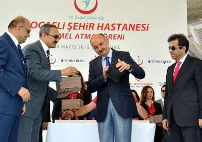 İzmit'e eski askeri cephanelik alanına 1180 yataklı Şehir Hastanesi Kampüsü'nün temeli atıldı