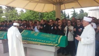 Tolga Çevik'i acı gününde dostları yalnız bırakmadı