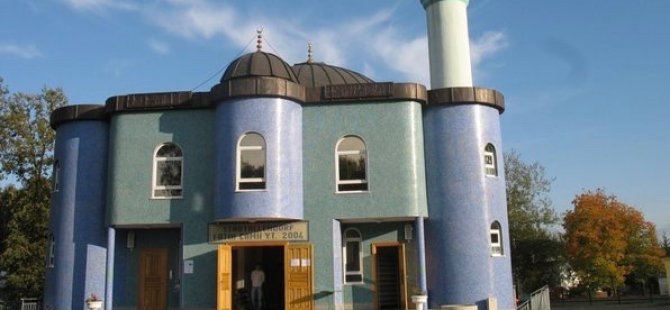 Almanya'da şehitlere dua suç oldu