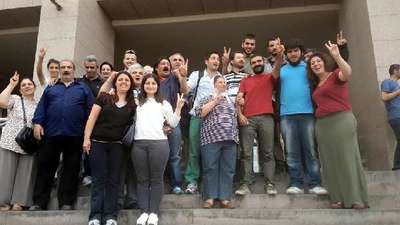 İzmir'de ikinci 1 Mayıs operasyonunda 10 kişi serbest kaldı