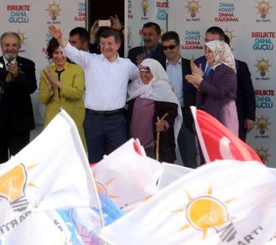 Davutoğlu; Bir ayağı dağda, bir ayağı ovada siyaset olmaz
