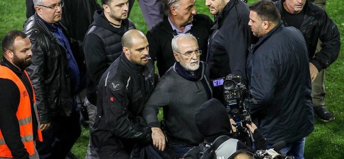 Hükümet Süper Ligi süresiz askıya aldı