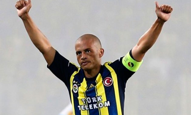 Alex İstanbul'a geliyor
