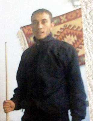 Kız kardeşini rahatsız ettiği için öldürmüş