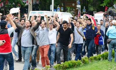 Ford Otosan işçileri İzmit'te protesto gösterisi yaptı