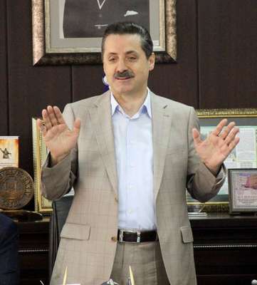 Bakan Çelik: Diyarbakırlılar kavgadan dolayı ihya olamadı