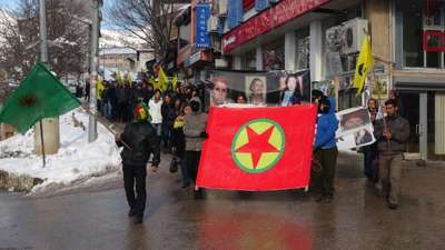 Sakine Cansız Anmasında PKK flaması taşıyan iki kişi tutuklandı