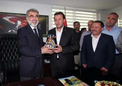 Taner Yıldız'dan ucuz mazot tepkisi: Vatandaşın, çiftçinin ümitleriyle oynamayacaksınız (2)