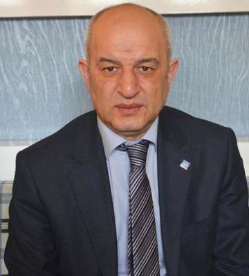 CHP adayı Kasap: Bakan 200 kişilik kız yurdu için 5 metrekarelik alana temel attı