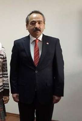 Görevden alınan okul müdürü hukuk mücadelesini kazandı