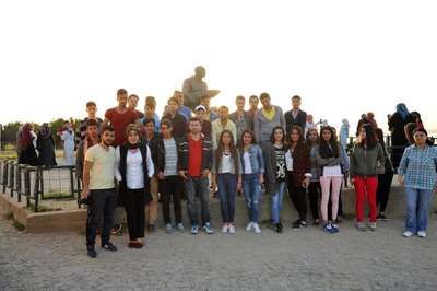 'Çanakkale'ye Dedeme Gidiyorum' projesinde öğrenciler Çanakkale'ye gitti