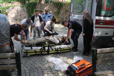 55 metreden mağaraya düşen Rabia, güçlükle kurtarıldı