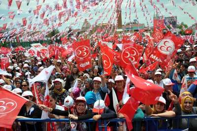 Bahçeli; 'MHP, gümbür gümbür iktidara yürümektedir