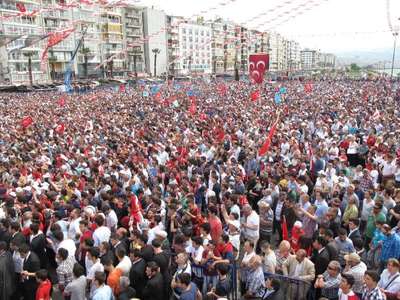 Gündoğdu'da 'seyyar baz istasyonu' rahatsızlığı