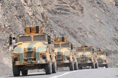 Hakkari'de askeri hareketlilik