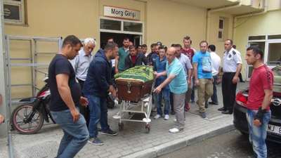 Derbi maç yolunda kazada ölen Galatasaraylı Uğur, toprağa verildi