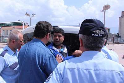 İşsizlik bunalımına girdi, intihara kalkıştı