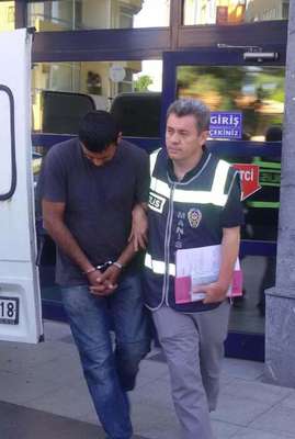 Manisa'da sahte para operasyonu