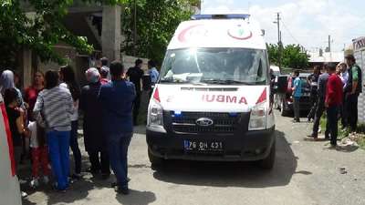 Polis memuru ve kayınvalidesi 4 kişi tarafından dövüldü