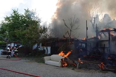 Ocak yangınında birçok bara kül oldu