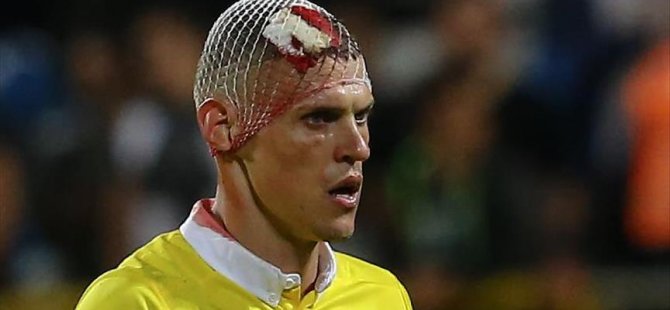 Skrtel'in başına 10 dikiş atıldı