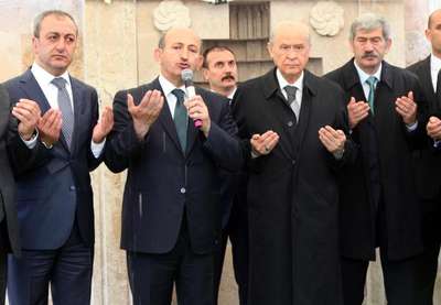 Bahçeli: Başkaları ikbal peşinde koşarken, şehitlerimiz hak, hakikat yolundan hiç ayrılmadı