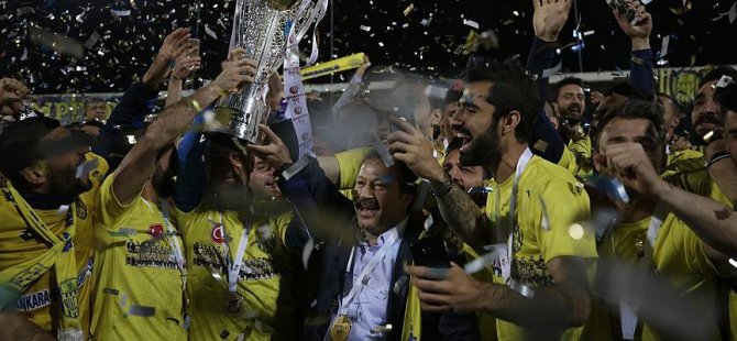 MKE Ankaragücü kupasını aldı