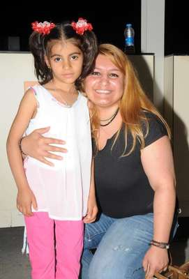 Minik Zeynep ilik nakli için Antalya'ya geldi
