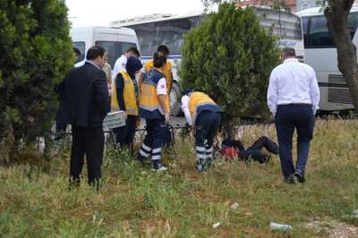 Uyuşturucu kullanan genç ağacın altında baygın bulundu