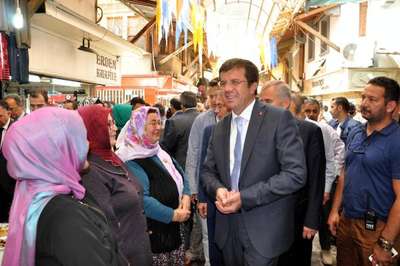 Bakan Zeybekci, HDP'yi hedef aldı