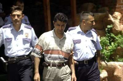 Adana'da doktorlar hasta yüzünden birbirlerini yumrukladı